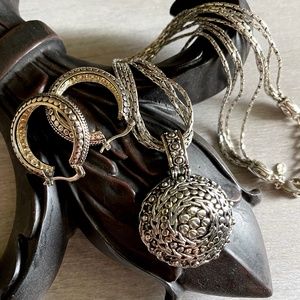 Premier Designs Necklace and Earrings Set